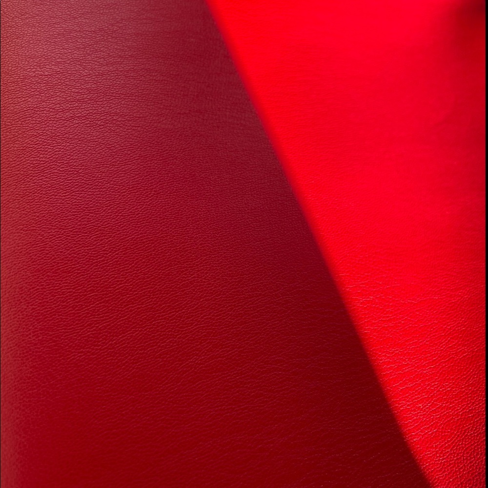 Love Moschino Signature Red Heart Chain Handbag - Picture 12 of 16